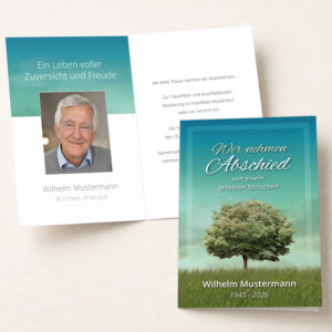 Personalisierbare Trauerkarte mit Baummotiv, Portraitfoto und grüner Gestaltung.